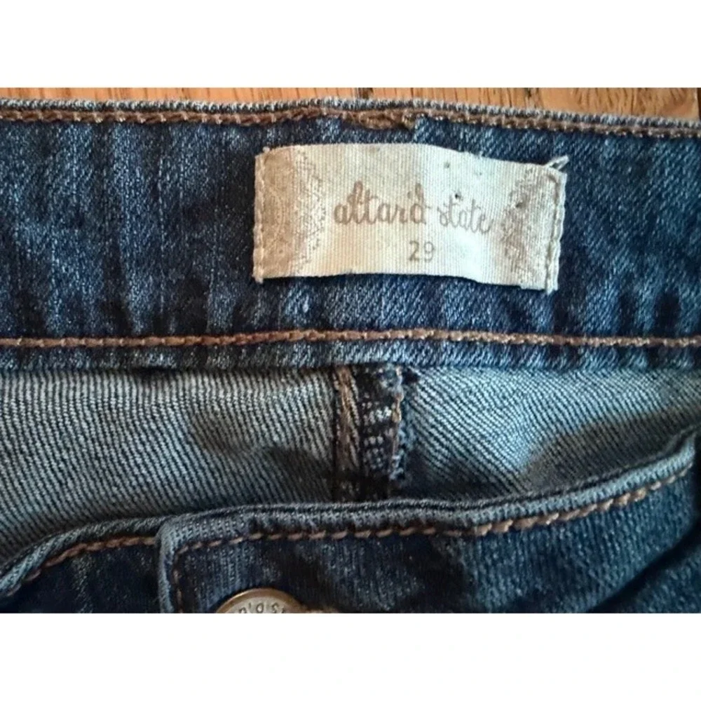 Altar'd State Distressed Skinny Jeans Medium Ripped Denim Womens Size 29 T54-26 - Picture 3 of 4